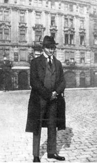 Franz Kafka en 1922.jpg