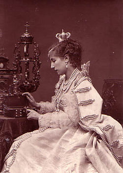 Sarah Bernhardt 2.jpg