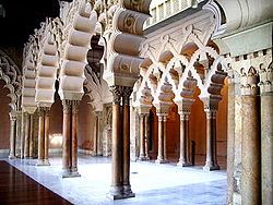 Palacio de la Aljaferia.jpg